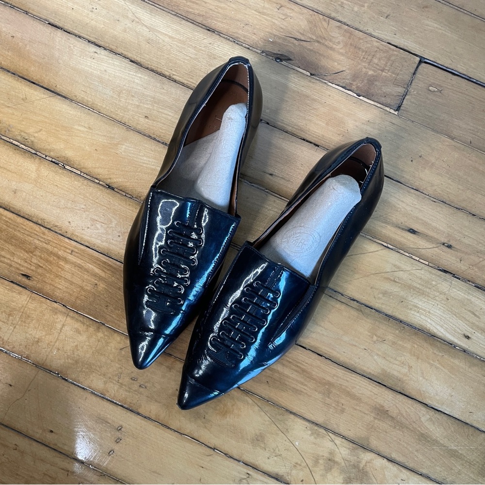 Halston “Ronda” Flats - Picture 5 of 13